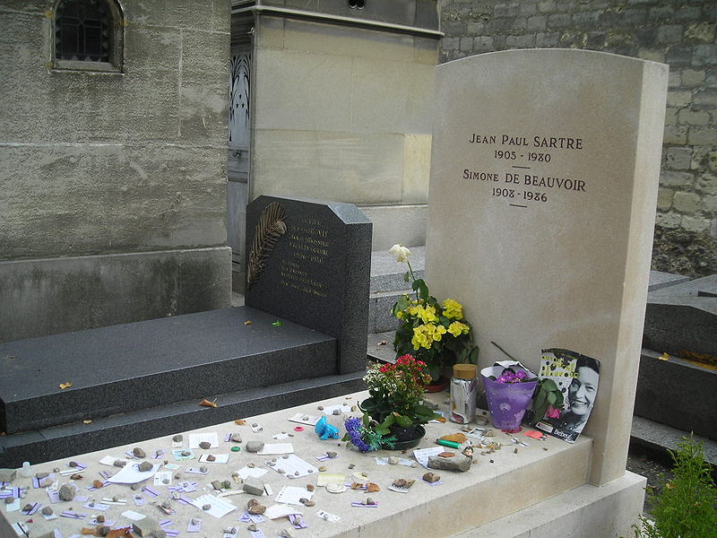 西蒙波娃於1986年去世後，許多讀者還是持續寫信給她──放在她位於巴黎蒙帕納斯墓園的墳墓前。