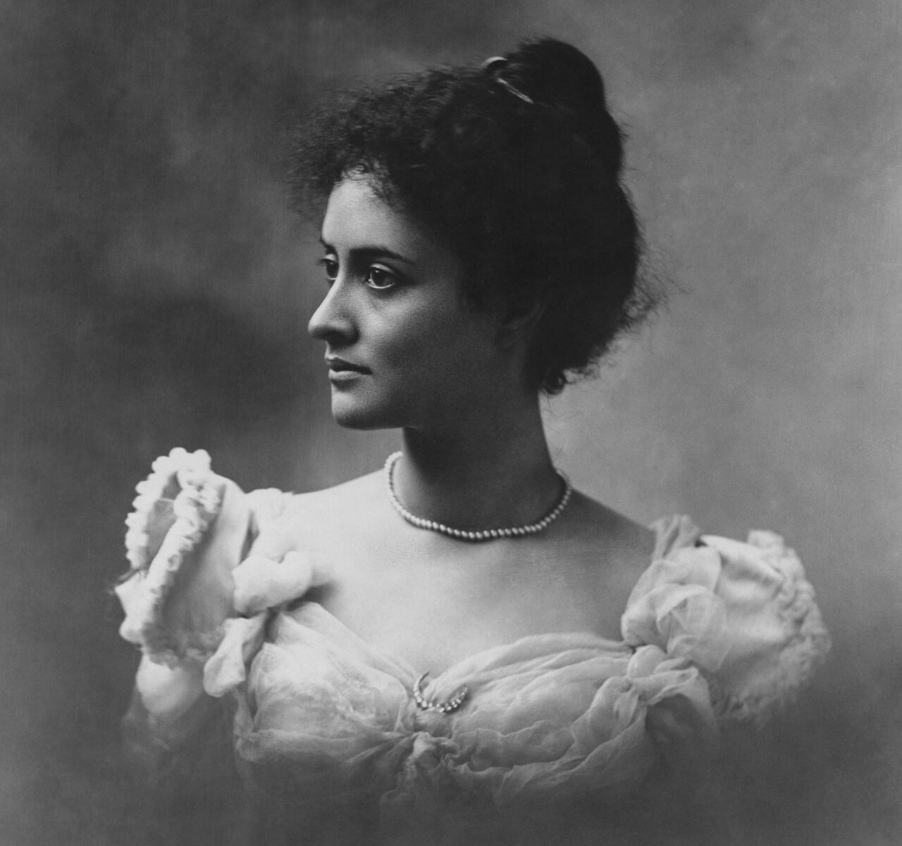 夏威夷公主卡奧拉尼（Victoria Kaʻiulani）。
