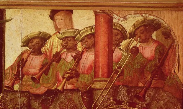 16世紀的南歐雖然多元，但不具有包容性。圖為約1520年繪畫〈聖烏爾蘇拉和埃瑟里烏斯王子的訂婚〉裡的蕭姆管黑人演奏者。圖：Bridgeman Images。