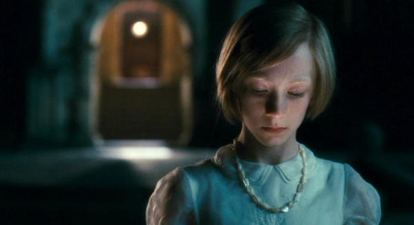 2007年電影《贖罪》由毛姆獎得主伊恩‧麥克尤恩小說改編，描述因為少女碧昂妮複雜的情慾而造成的悲劇。